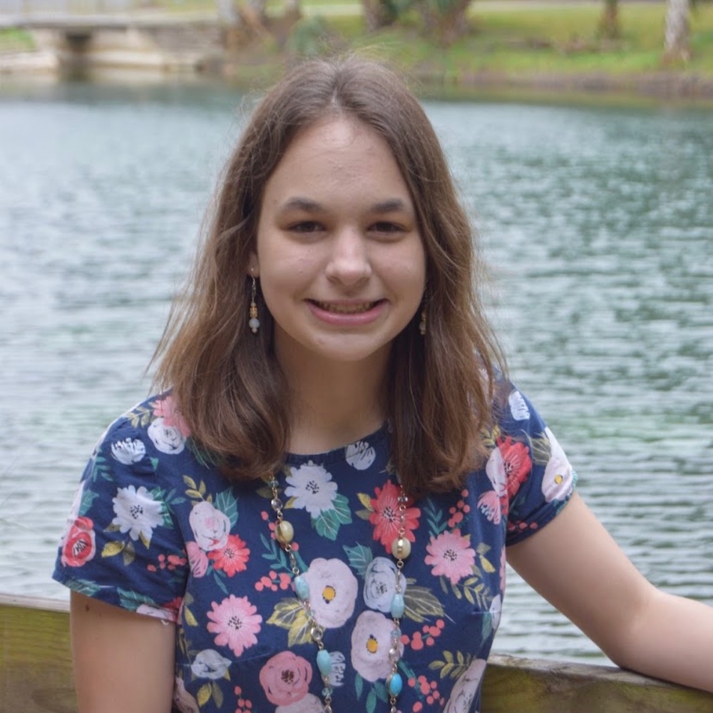 Meet your Posher, Hannah